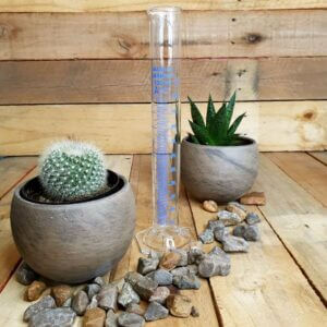 glass measuring cylinder 100ml